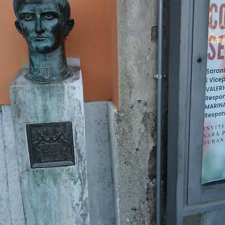 Homes - Mini - * Nemi